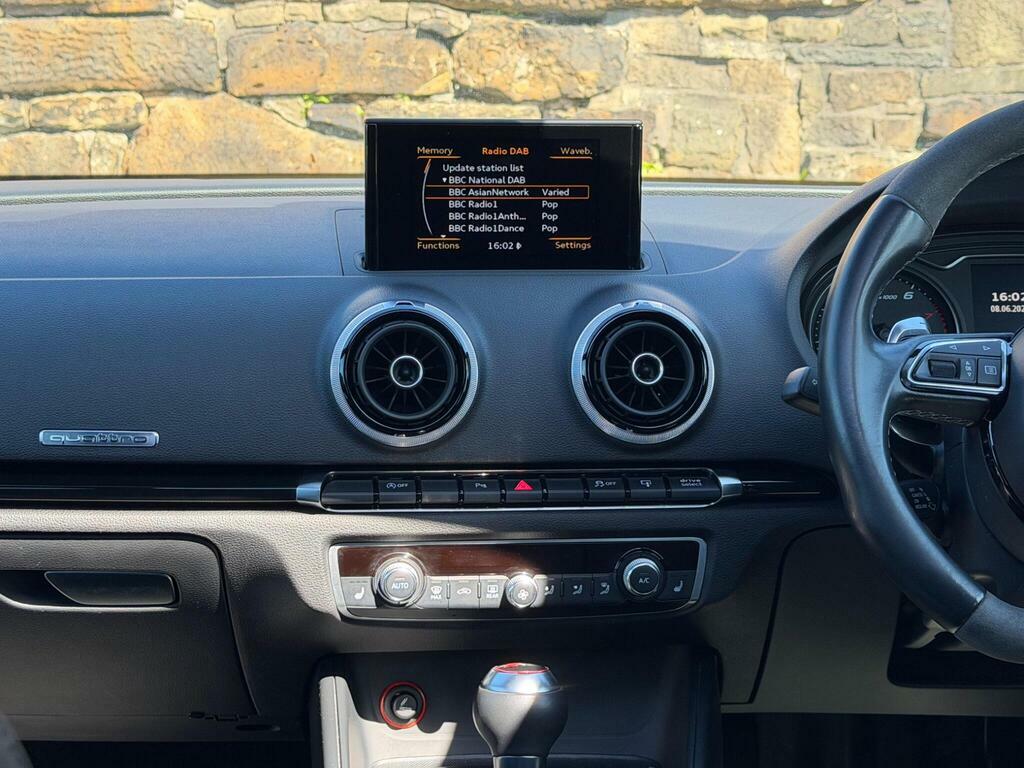 Audi RS3 Hatchback 2.5 Blue #27