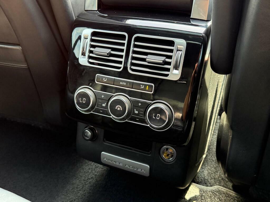 Land Rover Range Rover Vogue Se Black #45