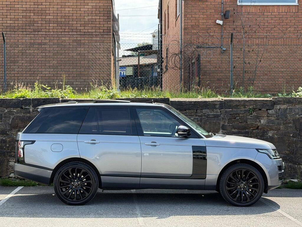 Land Rover Range Rover Vogue Se Black #8