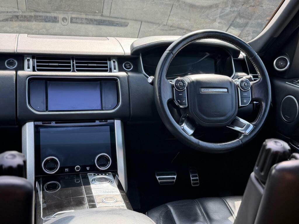Land Rover Range Rover Vogue Se Black #25