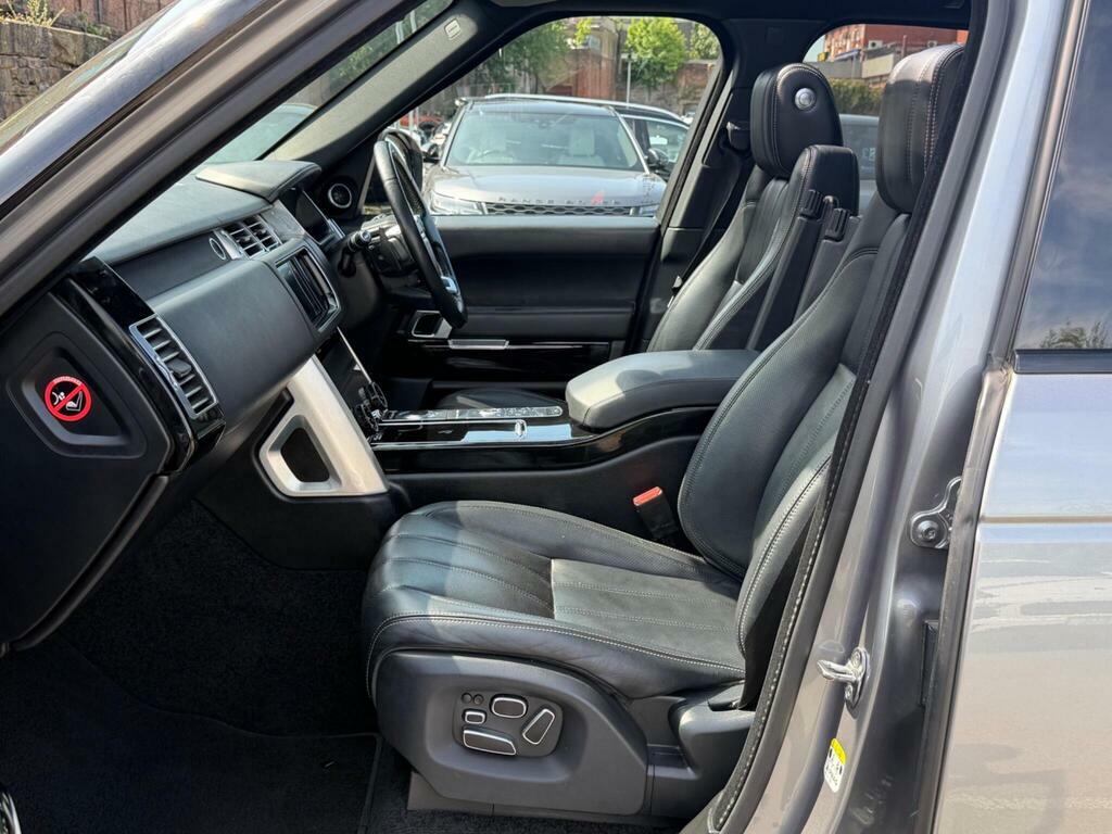 Land Rover Range Rover Vogue Se Black #16