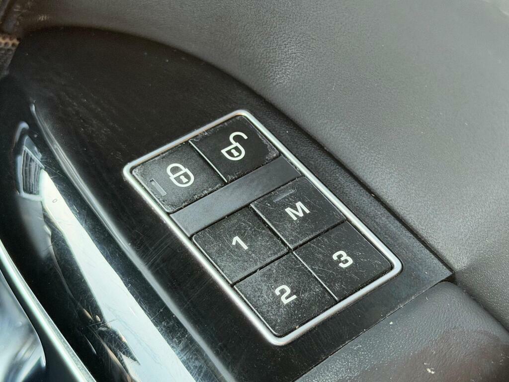 Land Rover Range Rover Vogue Se Black #50