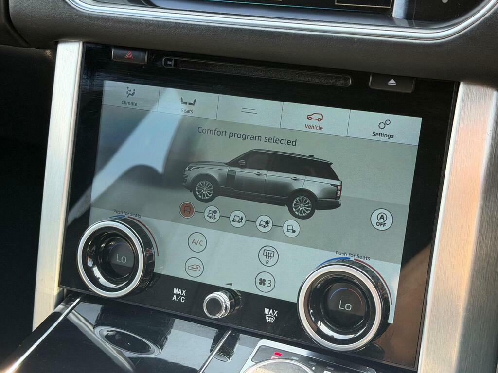 Land Rover Range Rover Vogue Se Black #38