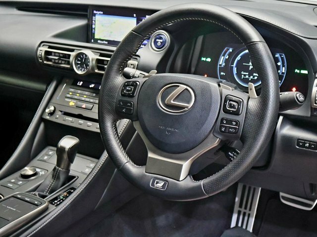 Lexus RC 2019 19 2.5 Rc 300H F Sport Hybrid E-cvt Coupe White #6