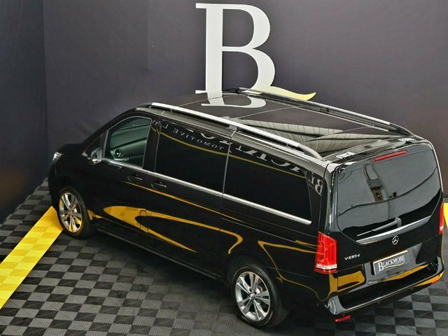 Mercedes-Benz V Class 2017 17 2.2 V250d Sport G-tronic 8 Seat Lwb Mpv Black #2