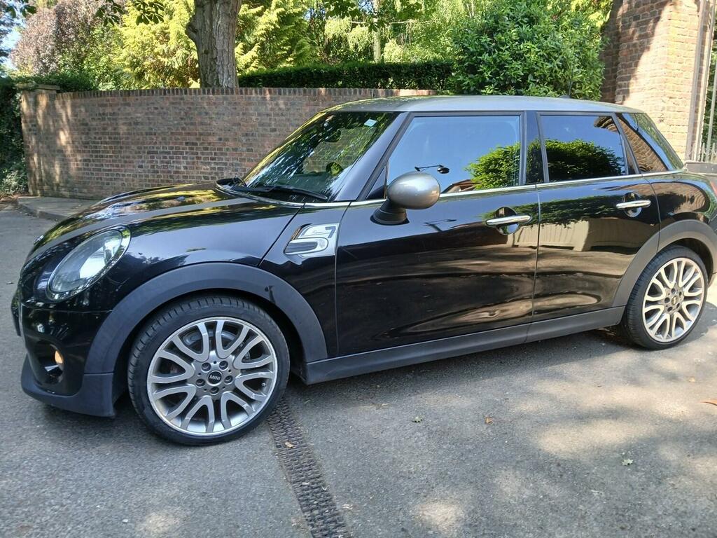 Mini Hatch 1.5 Cooper D Seven 5Dr. Ulez Compliant WD66YNW Black