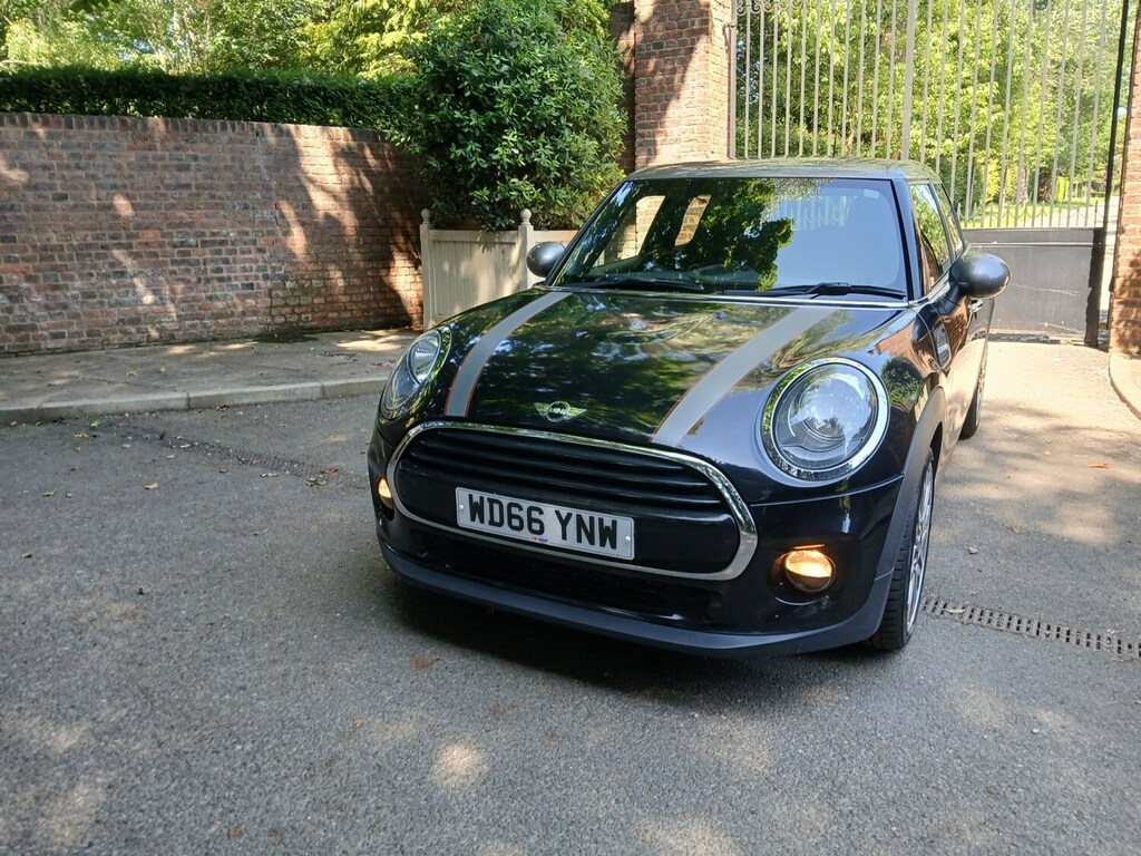 Mini Hatch 1.5 Cooper D Seven 5Dr. Ulez Compliant WD66YNW Black #3