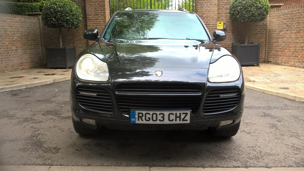 Porsche Cayenne Turbo 4.5 V8 Twin Turbo 450 Bhp 4X4 Black #2