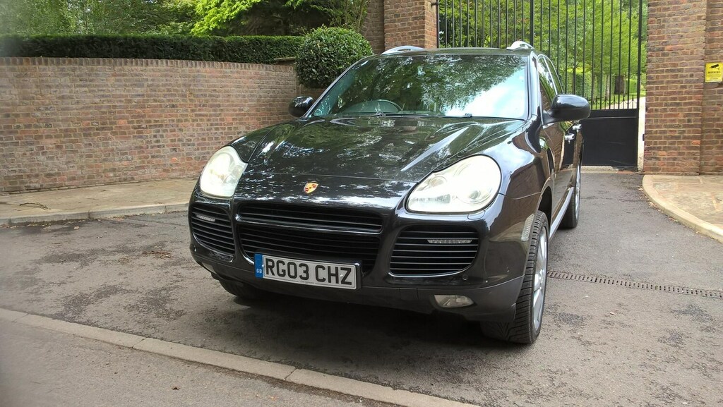 Porsche Cayenne Turbo 4.5 V8 Twin Turbo 450 Bhp 4X4 Black #3