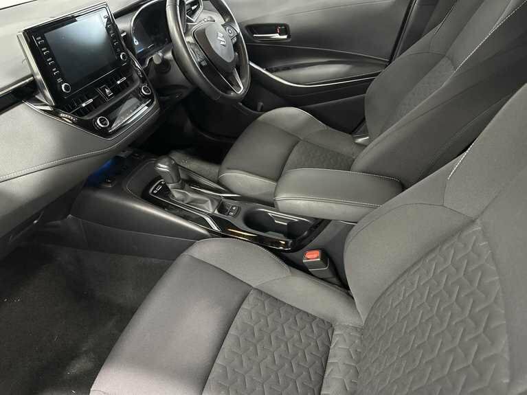 Suzuki Swace 1.8 Hybrid Sz-t Cvt White #3