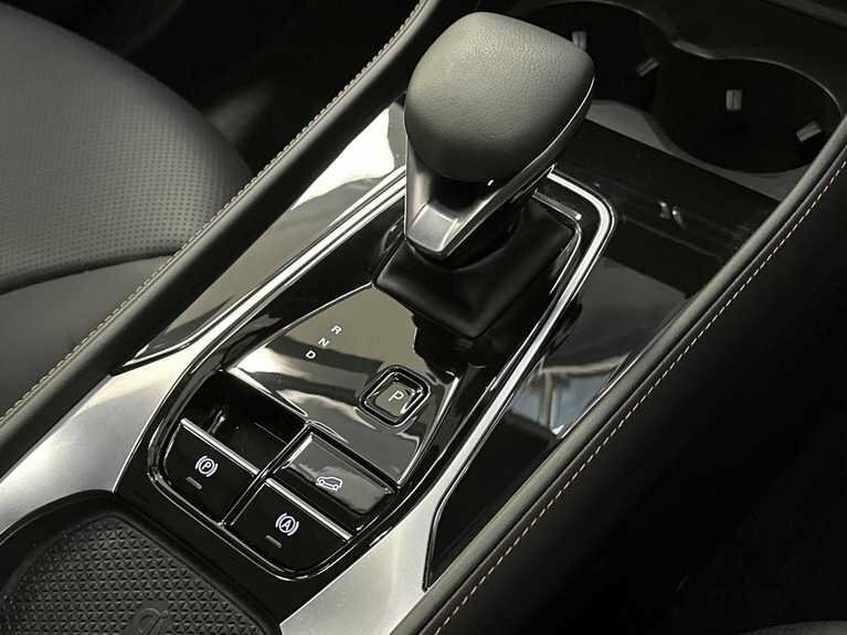 MG HS 1.5 T-gdi Phev Trophy LA75HKZ #4