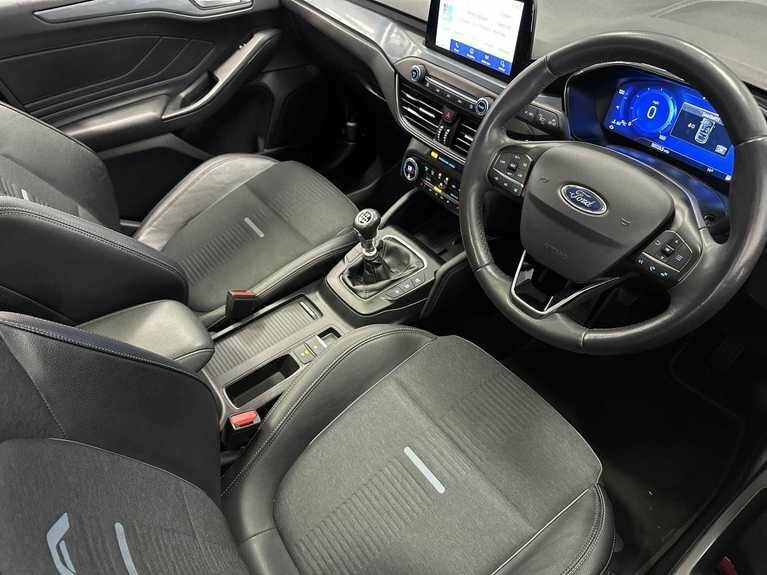 Ford Focus 1.0 Ecoboost Hybrid Mhev 155 Active X Edition MT70LPZ White #4