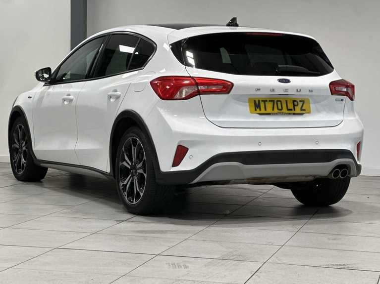 Ford Focus 1.0 Ecoboost Hybrid Mhev 155 Active X Edition MT70LPZ White #2