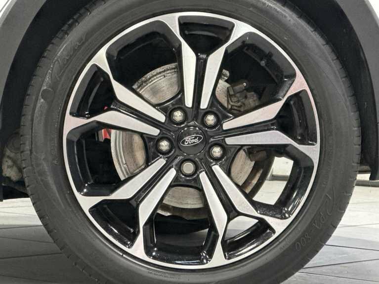 Ford Focus 1.0 Ecoboost Hybrid Mhev 155 Active X Edition MT70LPZ White #4