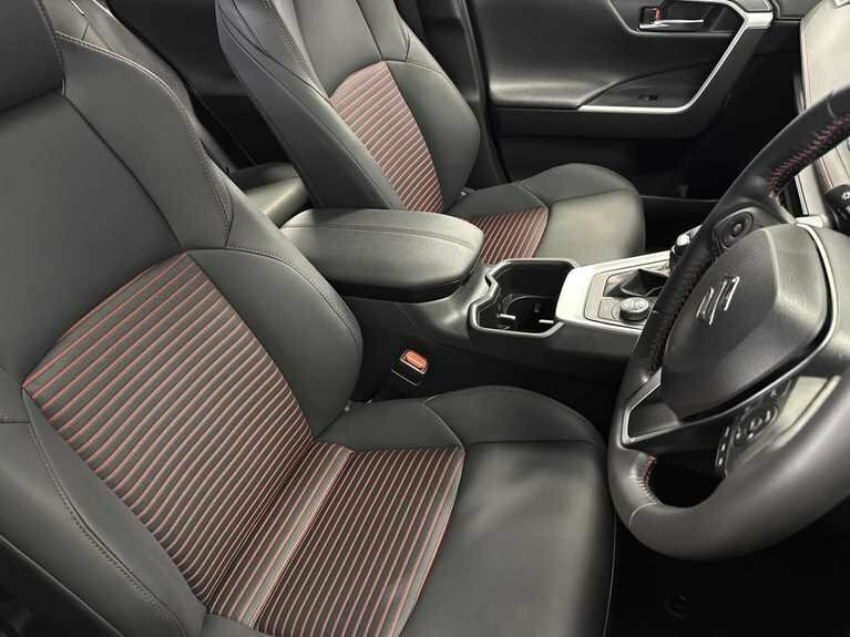 Suzuki Across 2.5 Phev E-four Cvt Red #19