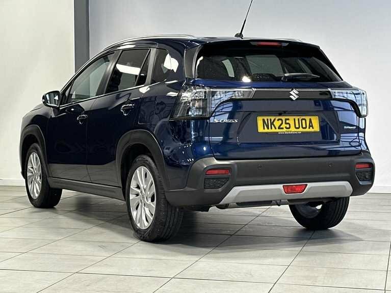 Suzuki S Cross 1.5 Hybrid Motion #2