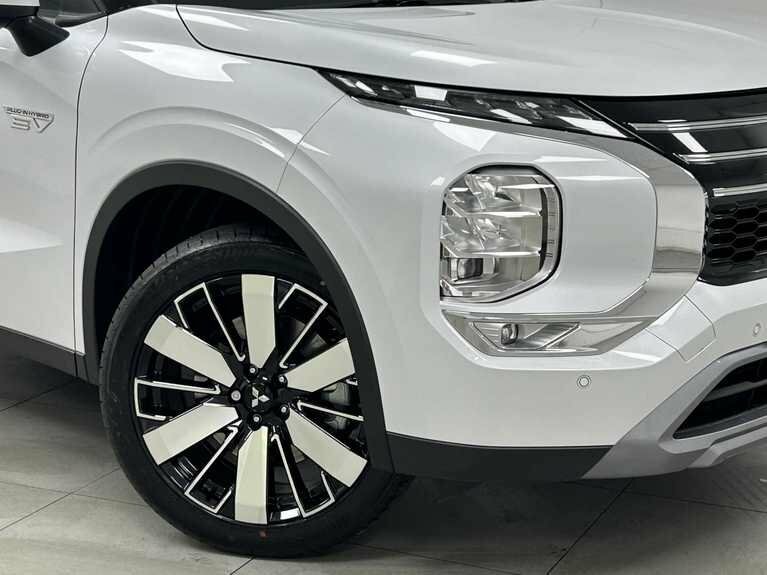 Mitsubishi Outlander Phev 2.4 Phev Nativa #2