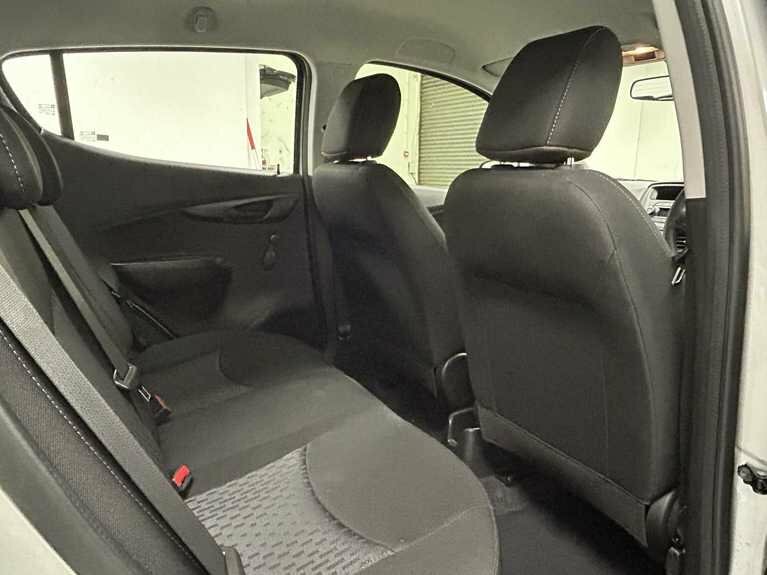 Vauxhall Viva 1.0I Se Hatchback Red #27
