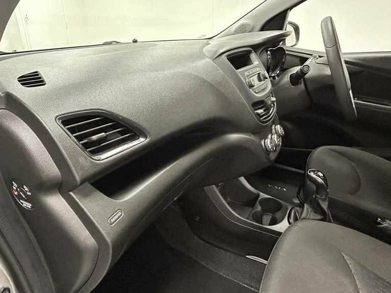 Vauxhall Viva 1.0I Se Hatchback Red #26