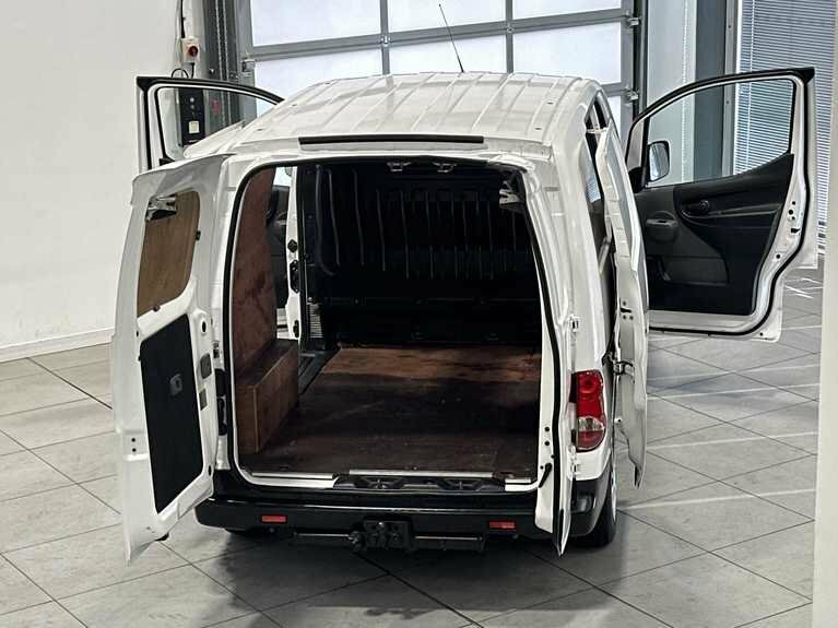 Nissan NV200 0.0 E Tekna Rapid 108 Bhp White #17