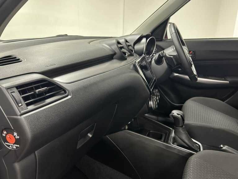 Suzuki Swift 1.2 Dualjet 83 12V Hybrid Sz5 Black #27