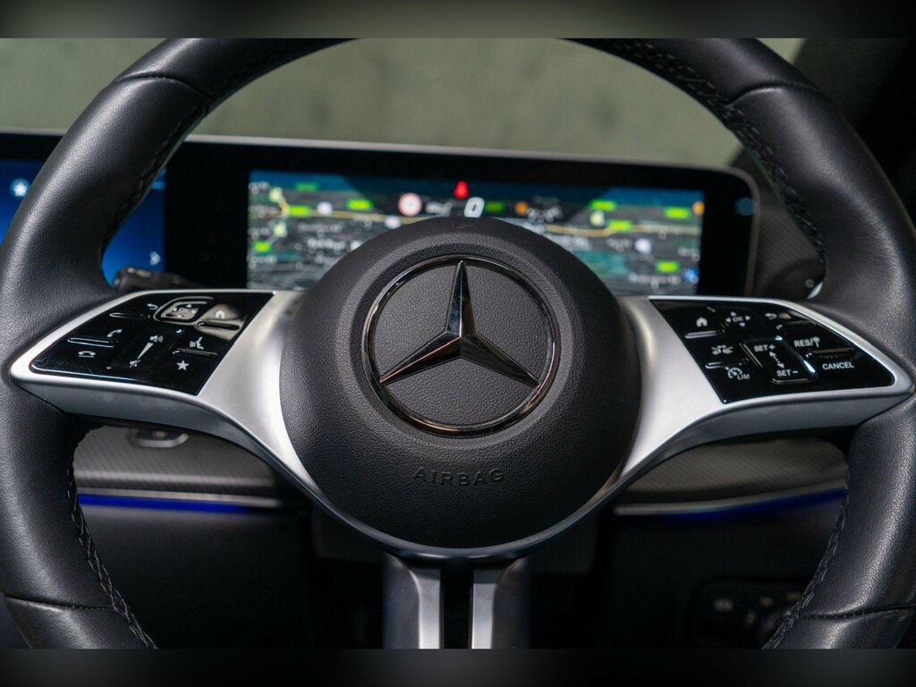 Mercedes-Benz V Class Mpv Black #33