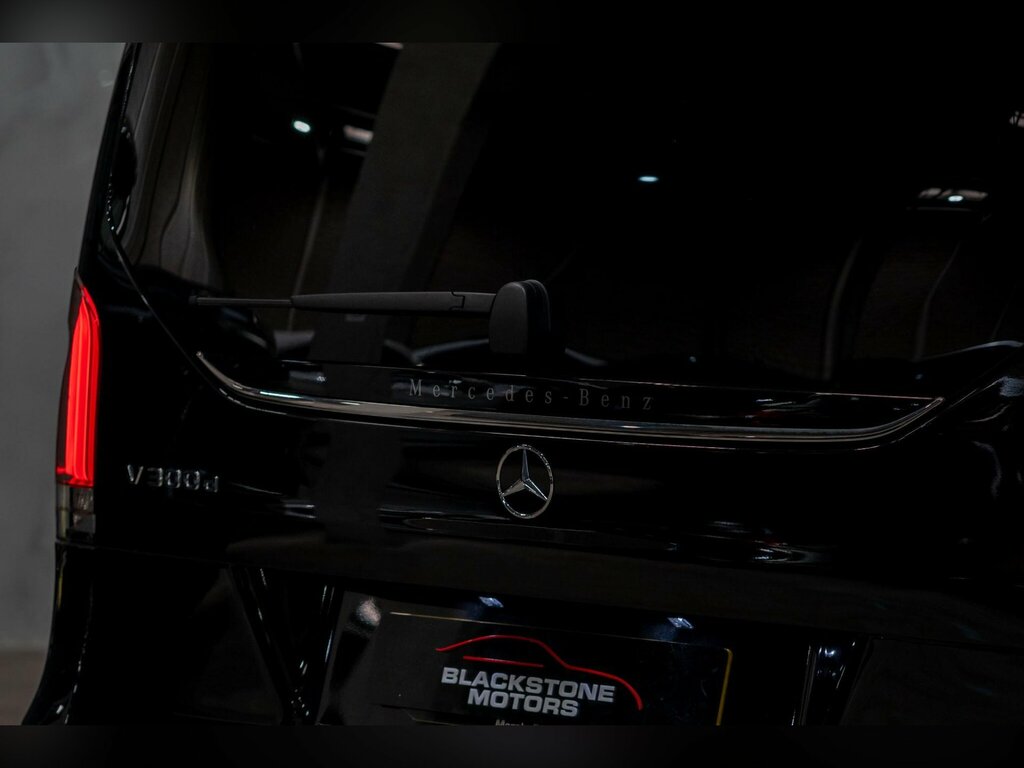 Mercedes-Benz V Class Mpv Black #43