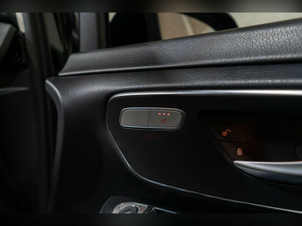 Mercedes-Benz V Class Black #29
