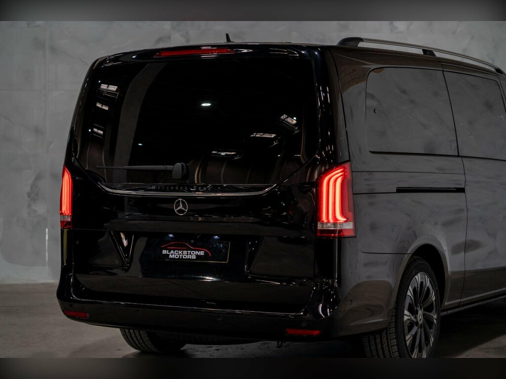 Mercedes-Benz V Class Black #35