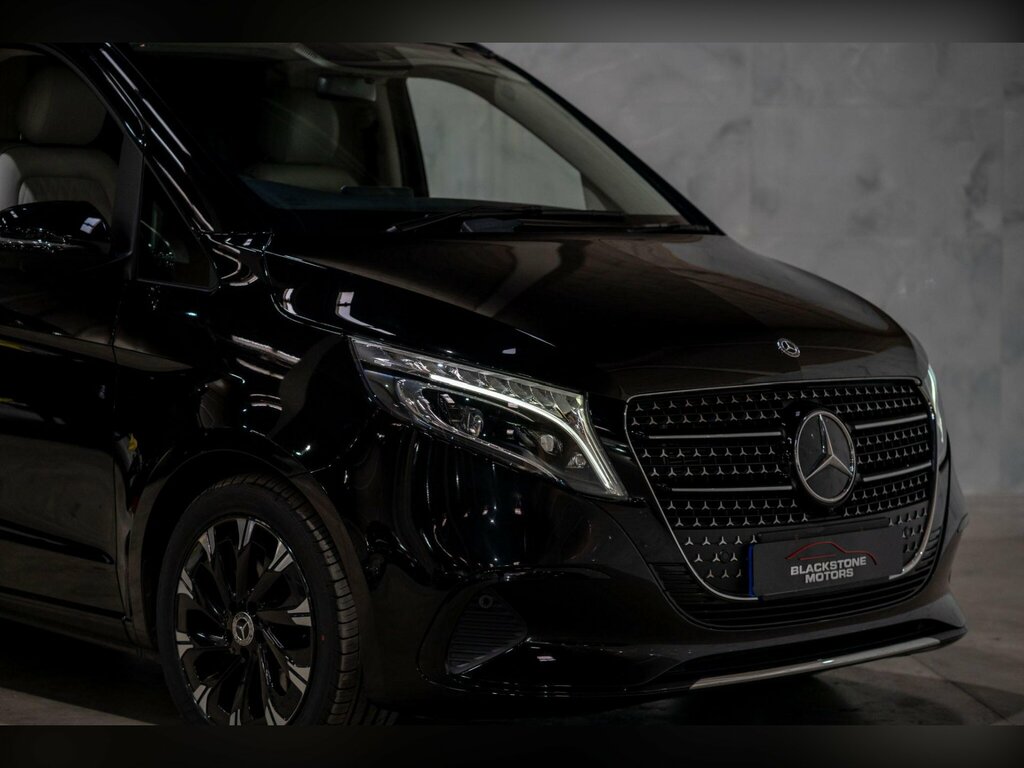 Mercedes-Benz V Class Black #33