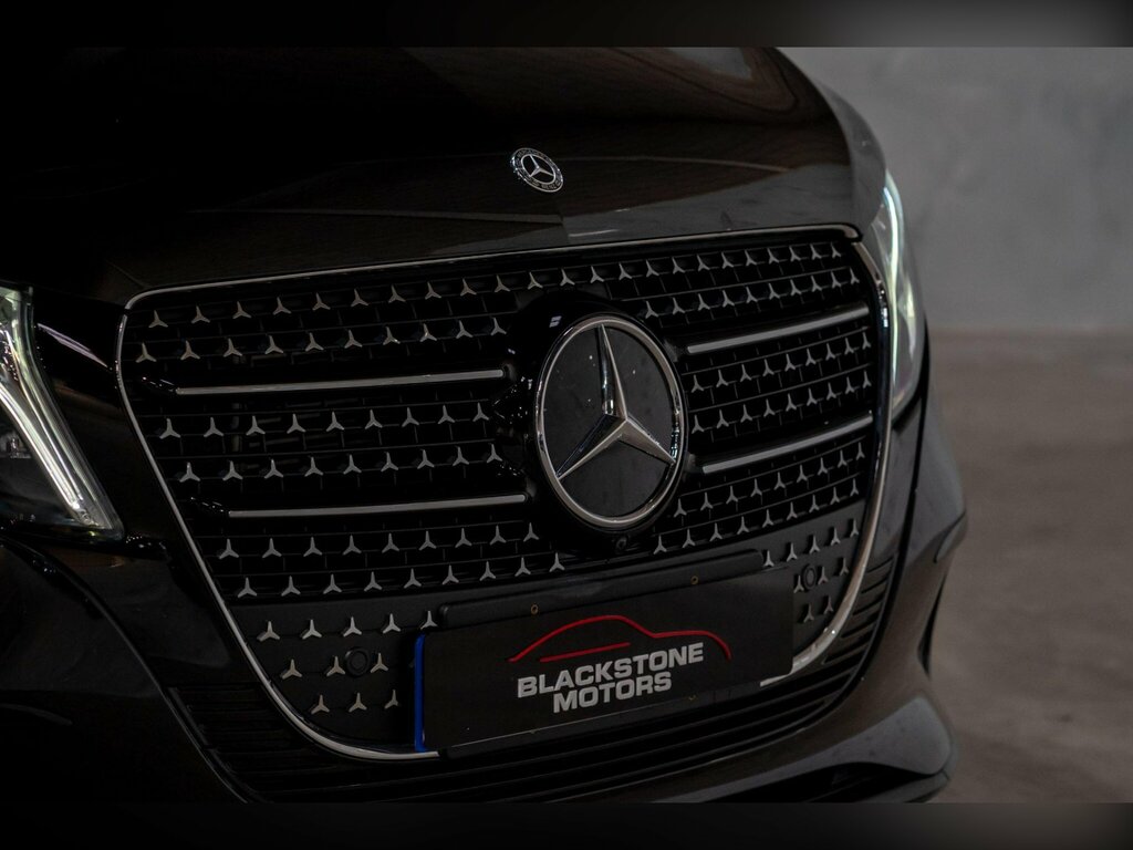 Mercedes-Benz V Class Black #34