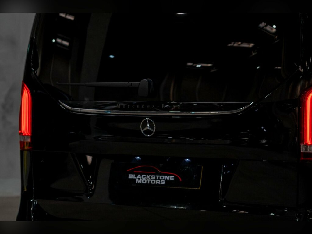 Mercedes-Benz V Class Black #36
