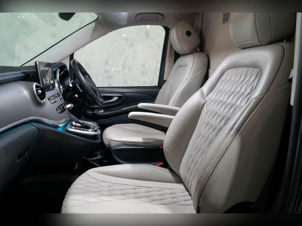 Mercedes-Benz V Class Black #16