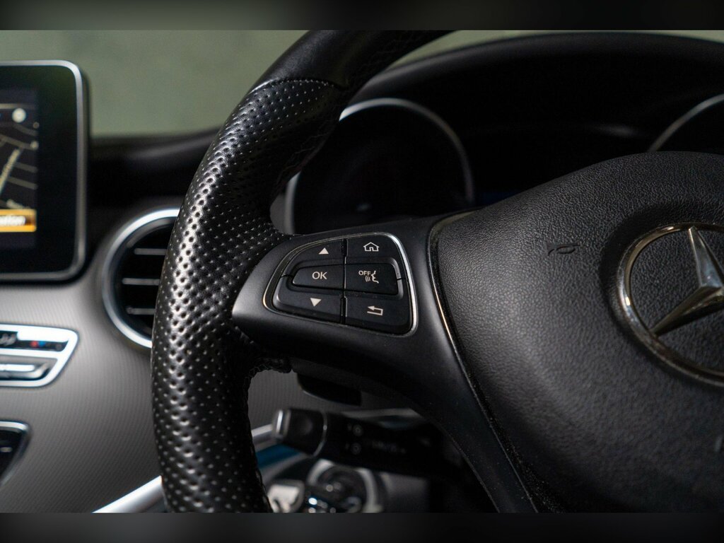 Mercedes-Benz V Class Black #30
