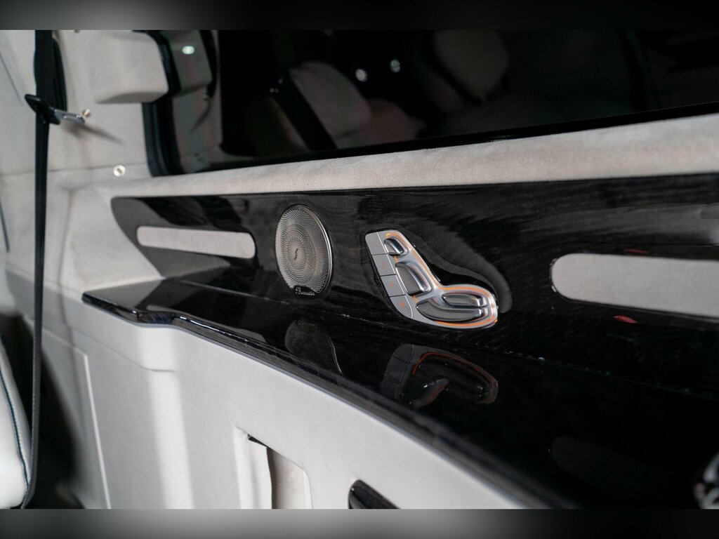 Mercedes-Benz V Class Black #25