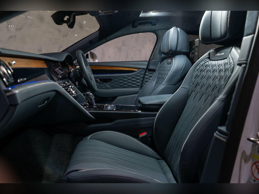 Bentley Flying Spur V8 Mulliner Driving Specification #15