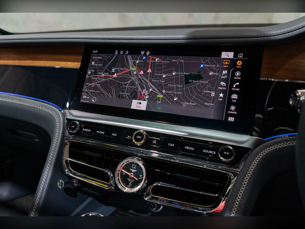 Bentley Flying Spur V8 Mulliner Driving Specification #24