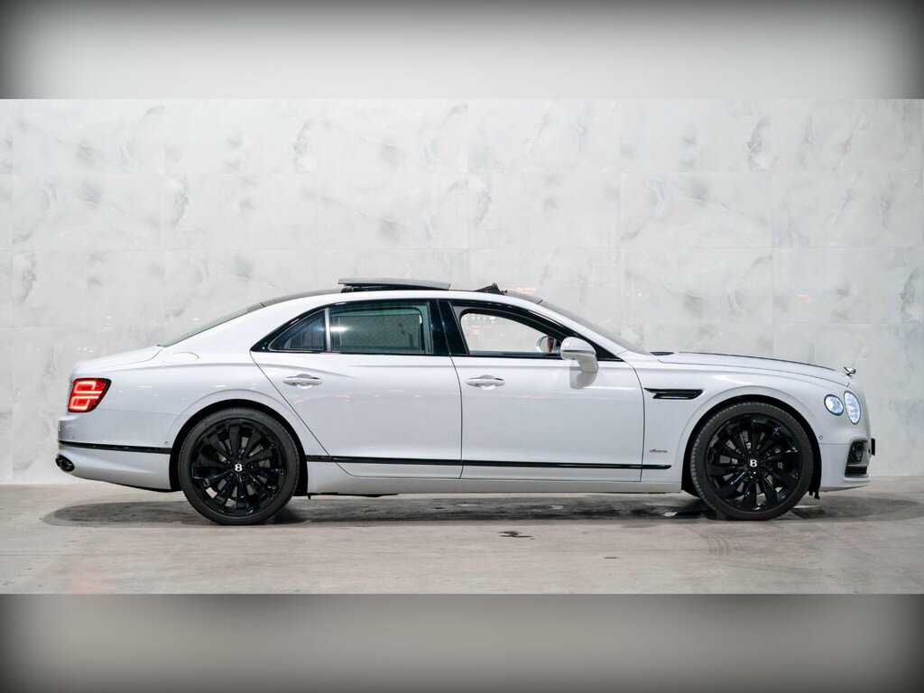Bentley Flying Spur V8 Mulliner Driving Specification #9