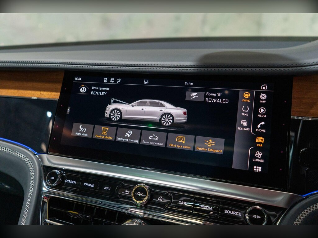 Bentley Flying Spur V8 Mulliner Driving Specification #27