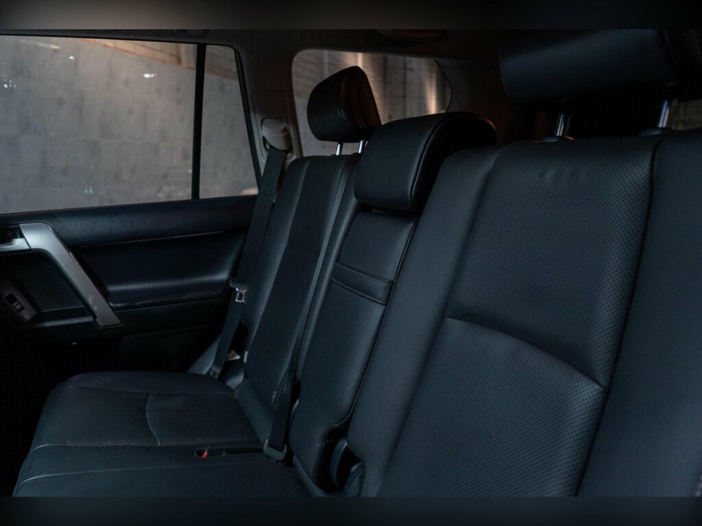 Toyota Land Cruiser D Active Black #17