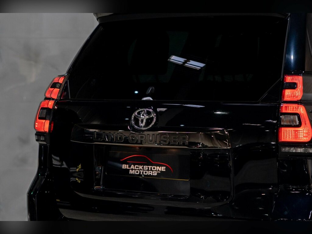 Toyota Land Cruiser D Active Black #38