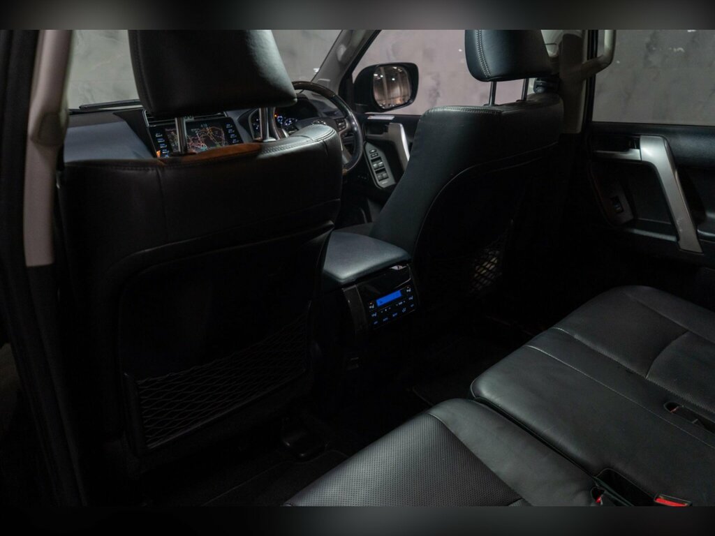 Toyota Land Cruiser D Active Black #18