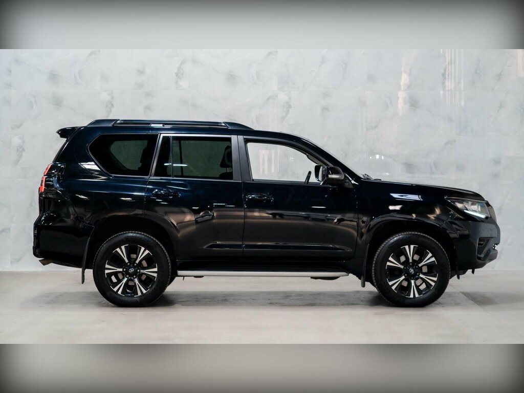 Toyota Land Cruiser D Active Black #8