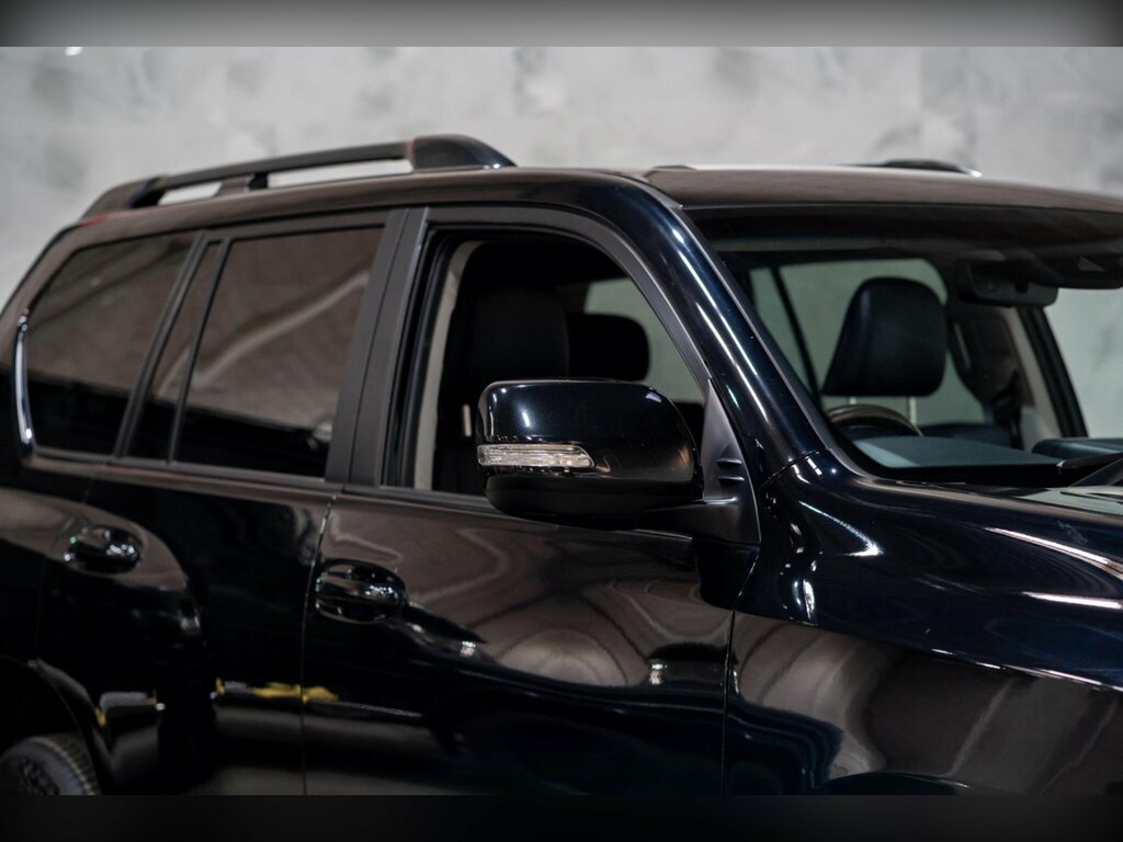 Toyota Land Cruiser D Active Black #39