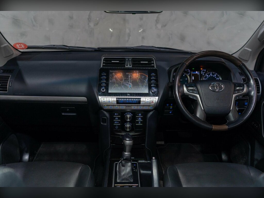 Toyota Land Cruiser D Active Black #11