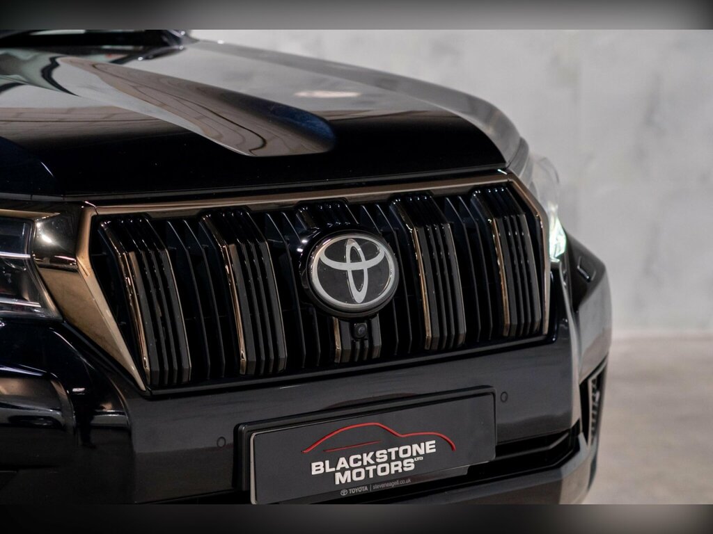 Toyota Land Cruiser D Active Black #36