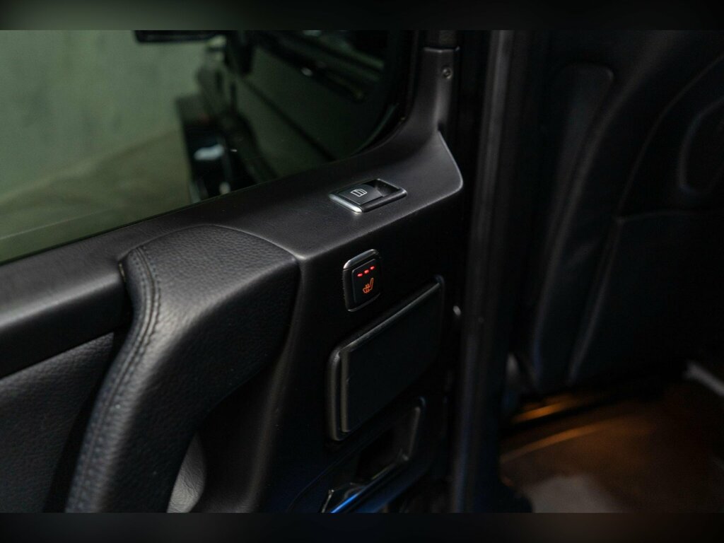 Mercedes-Benz G Class Amg G 63 Edition 463 4Matic Black #37