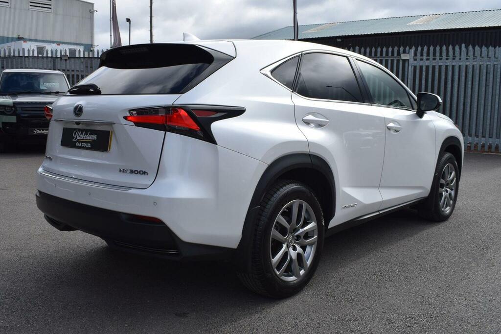 Lexus NX Suv 2.5 300H Luxury E-cvt 4Wd Euro 6 Ss 20 BF67EDX White #5