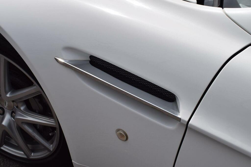 Aston Martin Vantage V12 S Sportshift Euro 5 Yellow #40