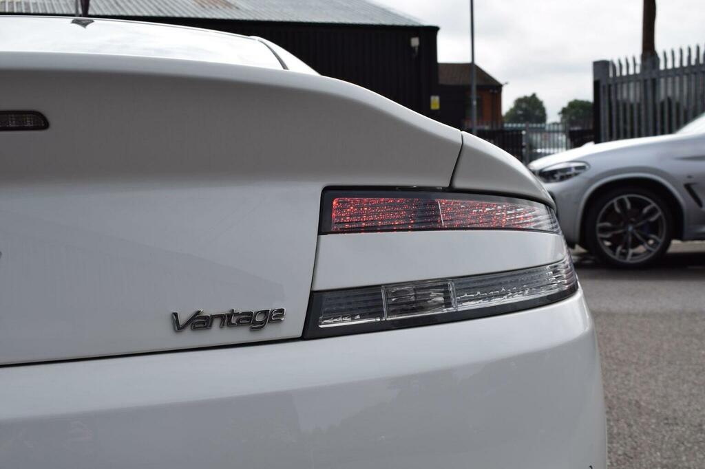 Aston Martin Vantage V12 S Sportshift Euro 5 Yellow #26